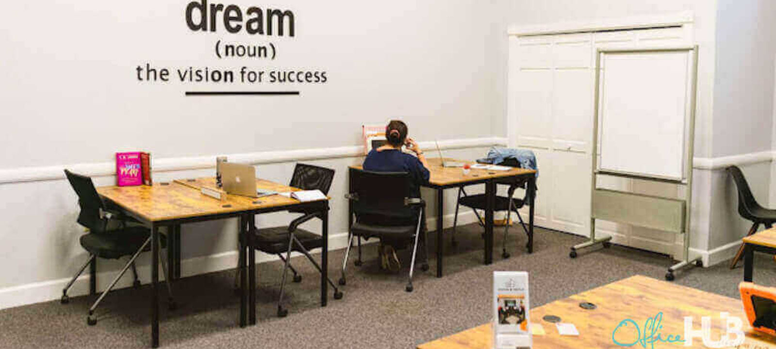 100 East New York Avenue, Deland - Image 1