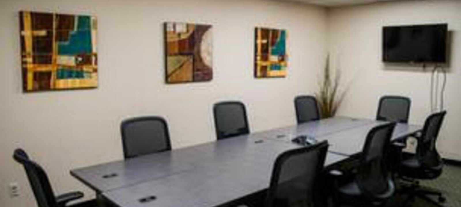 1200 Valley W Dr, West Des Moines - Image 1