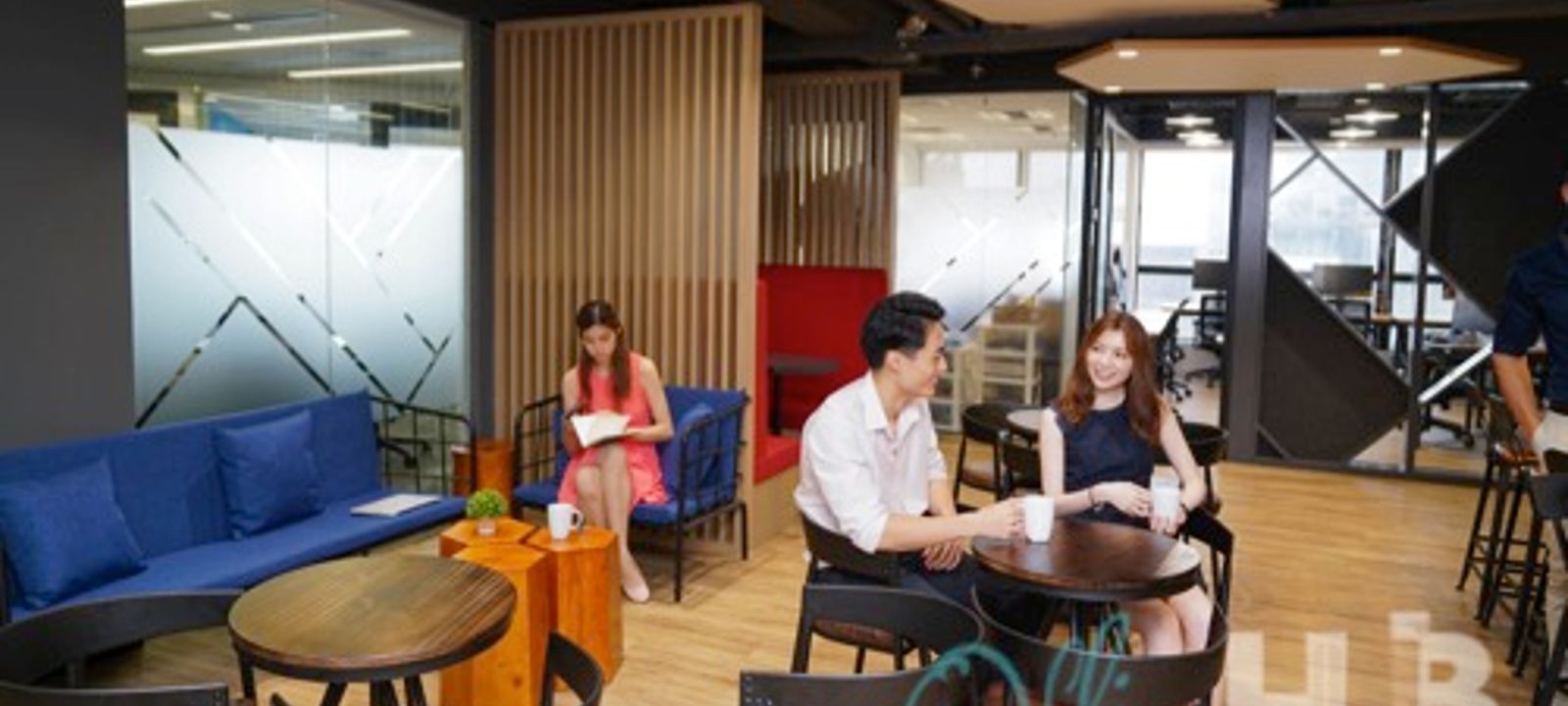 322 Des Voeux Road Central Sheung Wan, Hong Kong Island - Image 1