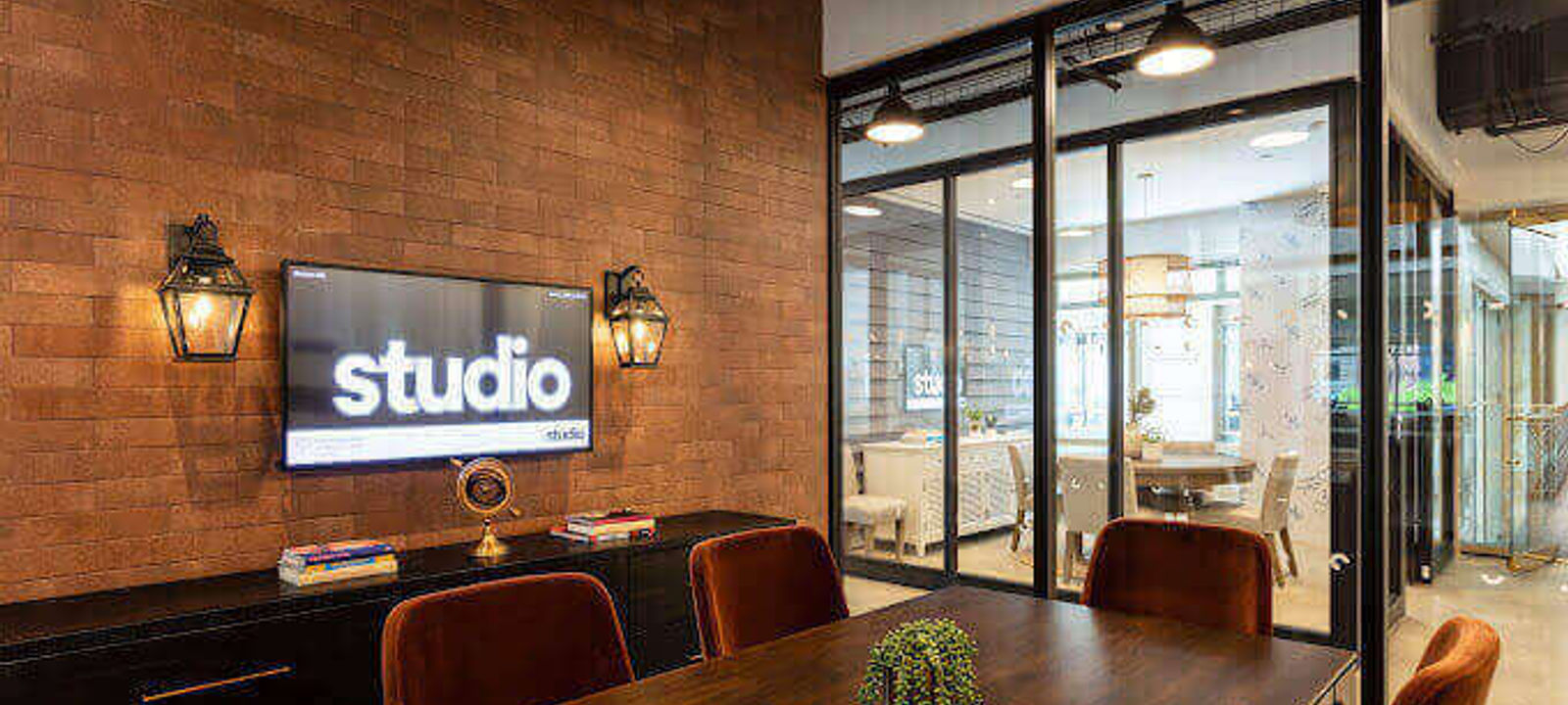 125 High Street, Boston - Image 1