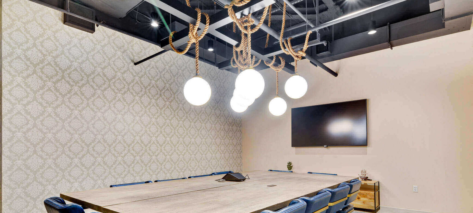 125 High Street, Boston - Image 1