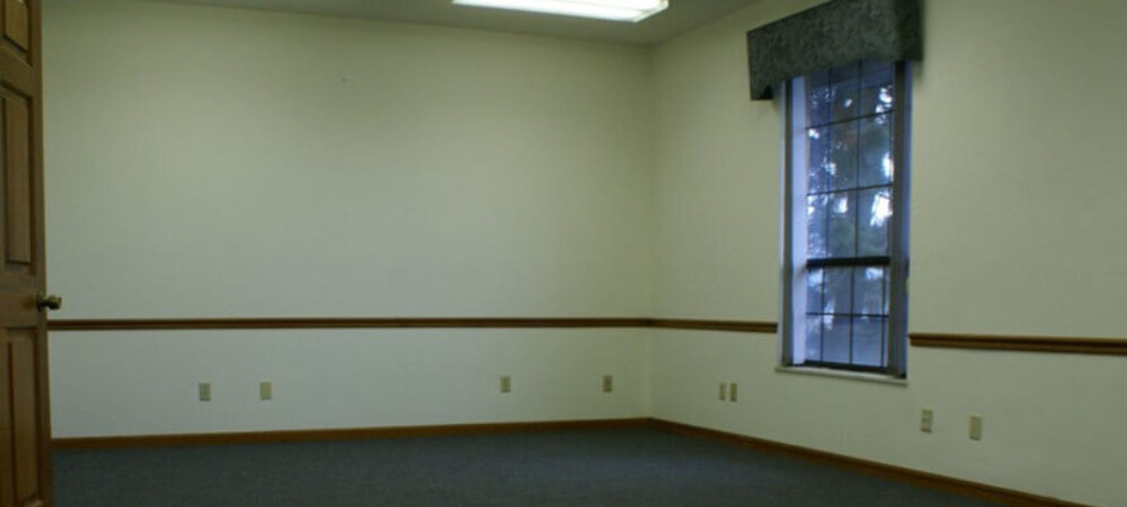 8 Eagle Center, O'fallon - Image 1