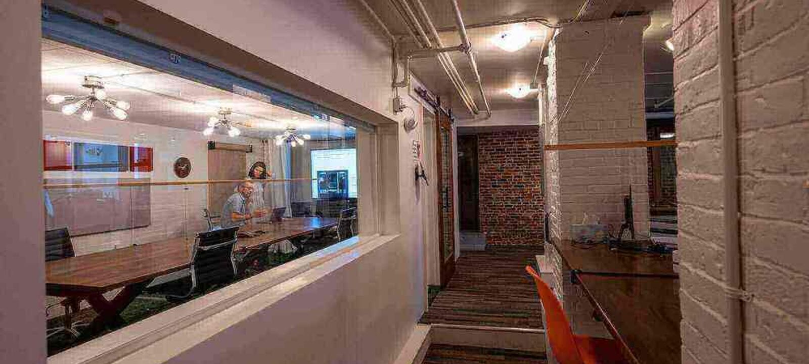 189 Main St, Gloucester - Image 1