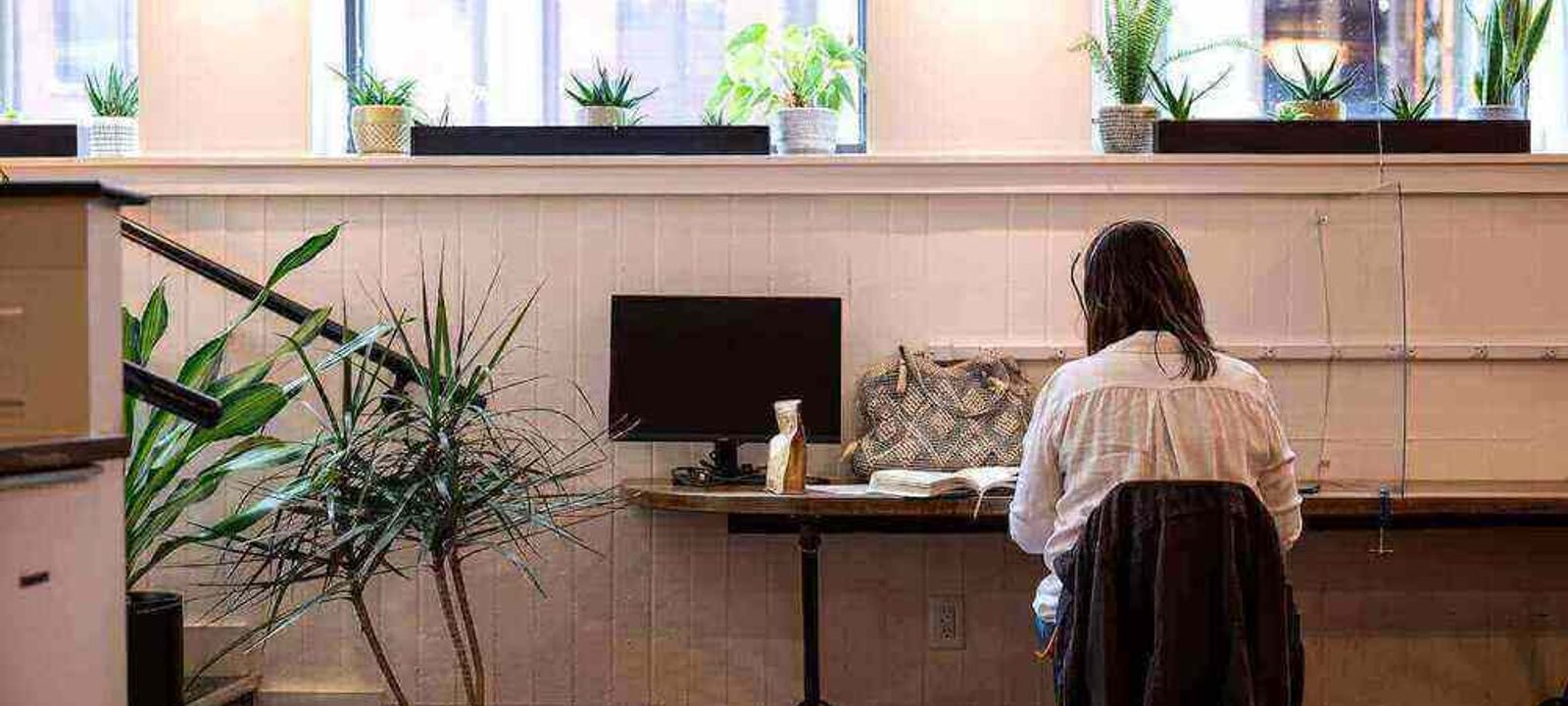 189 Main St, Gloucester - Image 1