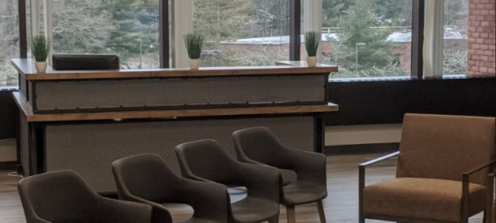 20 Cabot Blvd, Mansfield - Image 1