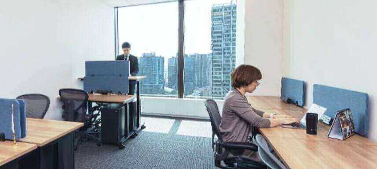 2-4-1 Hamamatsucho, Minato-ku - Image 1