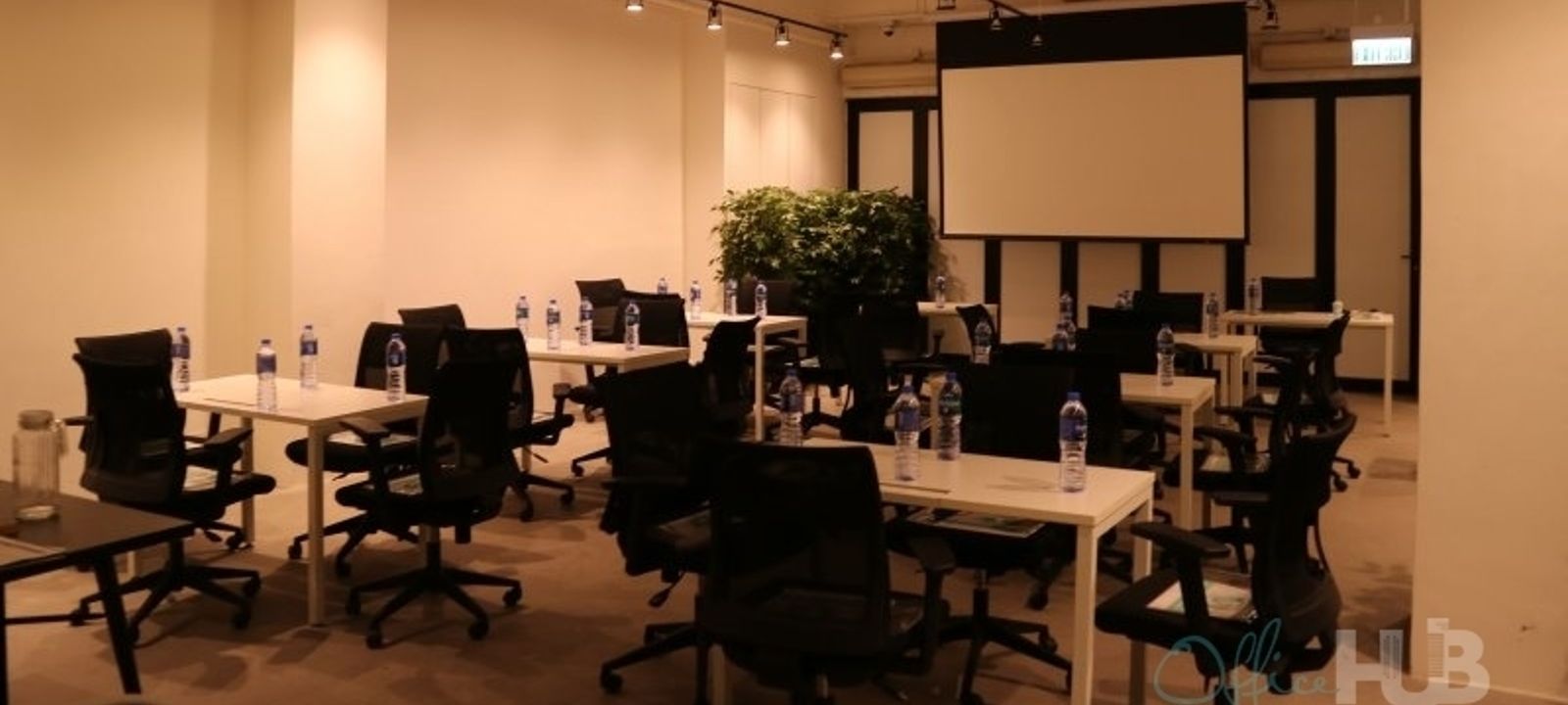 118 Wai Yip Street Kwun Tong, Hong Kong - Image 1