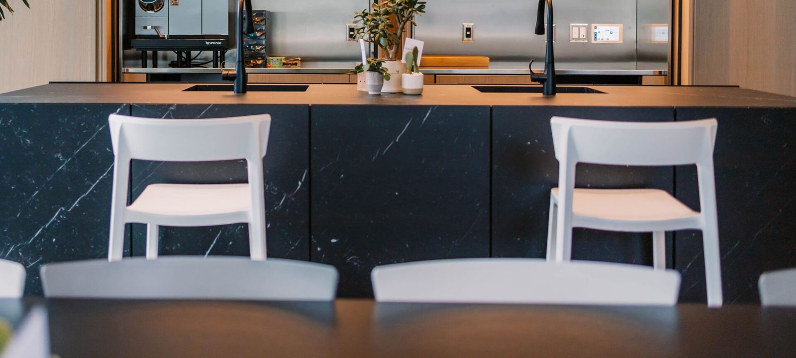 1575 W Georgia St, Vancouver - Image 1