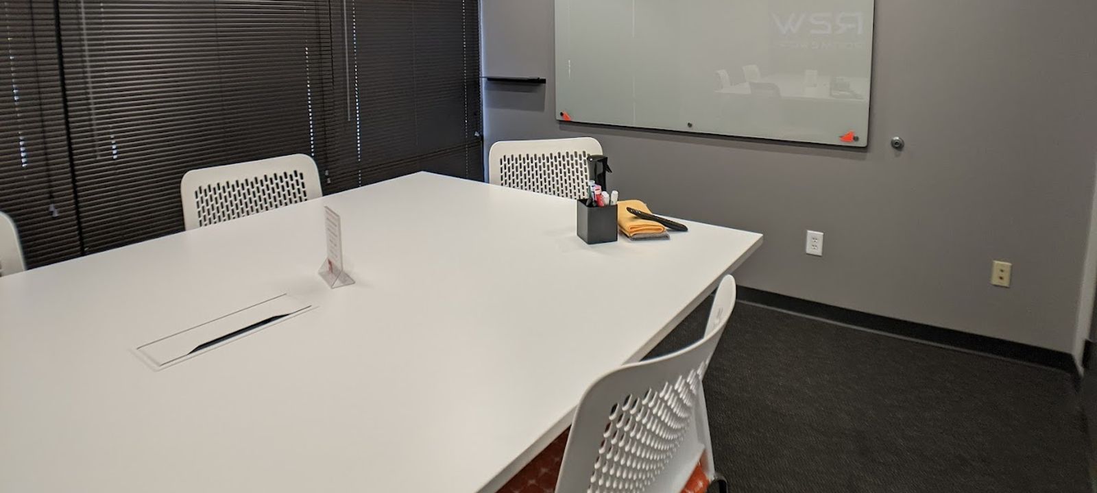 1007 Mansell Rd, Roswell - Image 1