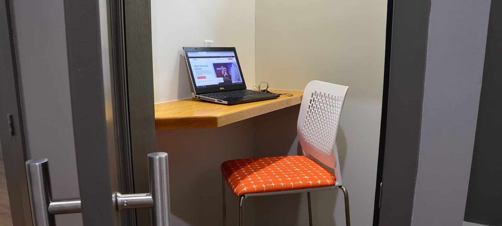 1007 Mansell Rd, Roswell - Image 1