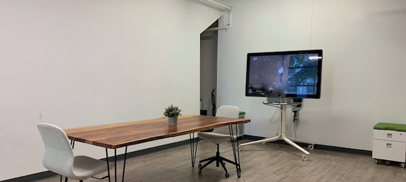 50 Lonsdale Ave, North Vancouver - Image 1