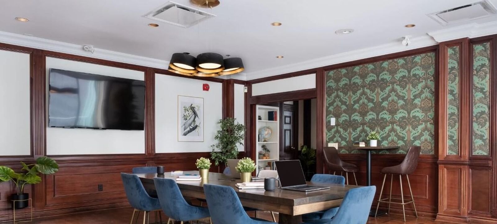 212 King St W, Toronto - Image 1