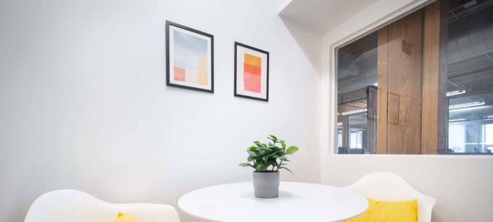 215 Spadina Ave, Toronto - Image 1