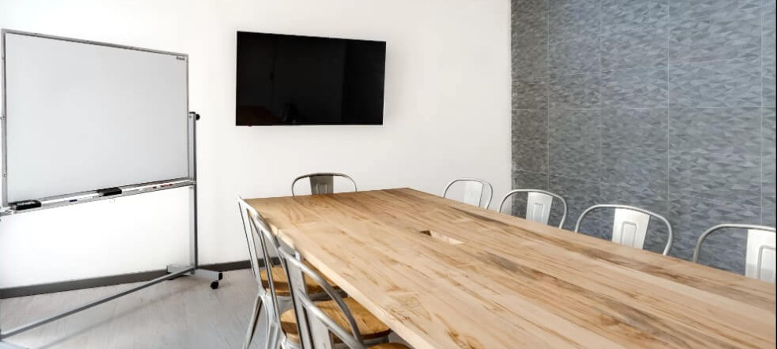 20 Richmond St E, Toronto - Image 1