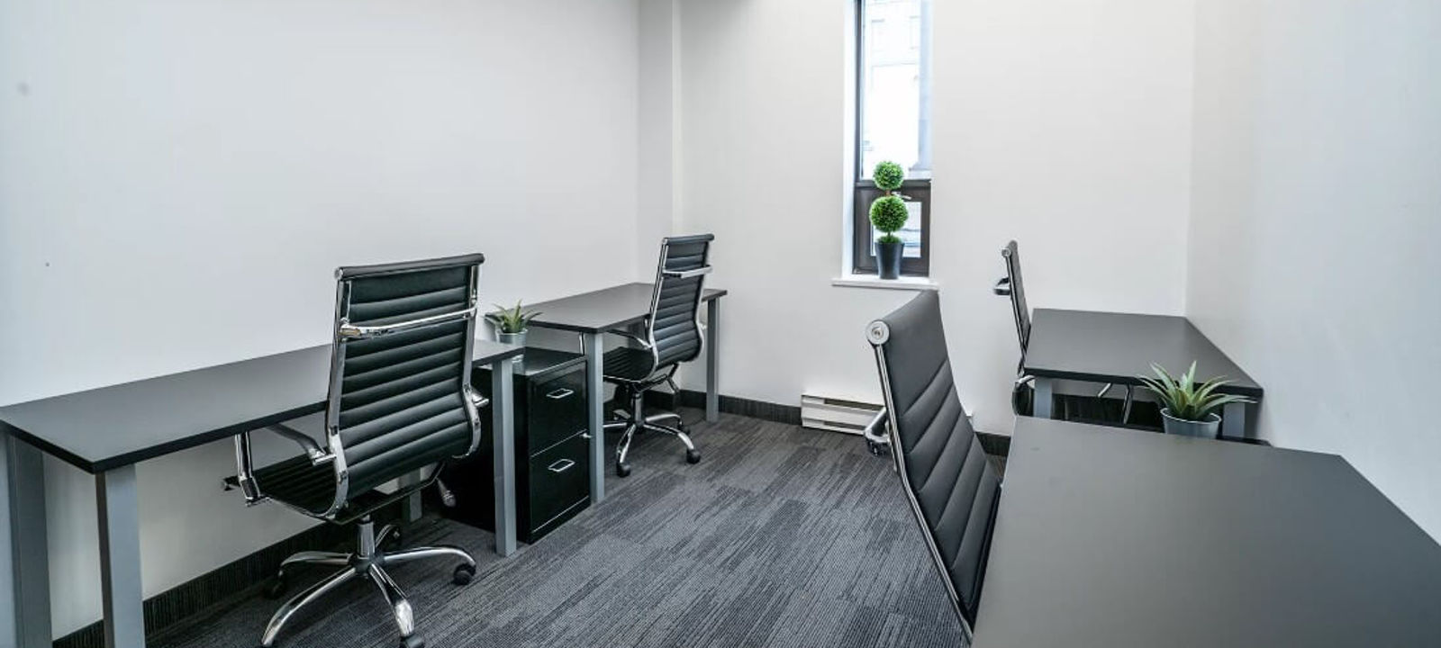 350 Bay St, Toronto - Image 1