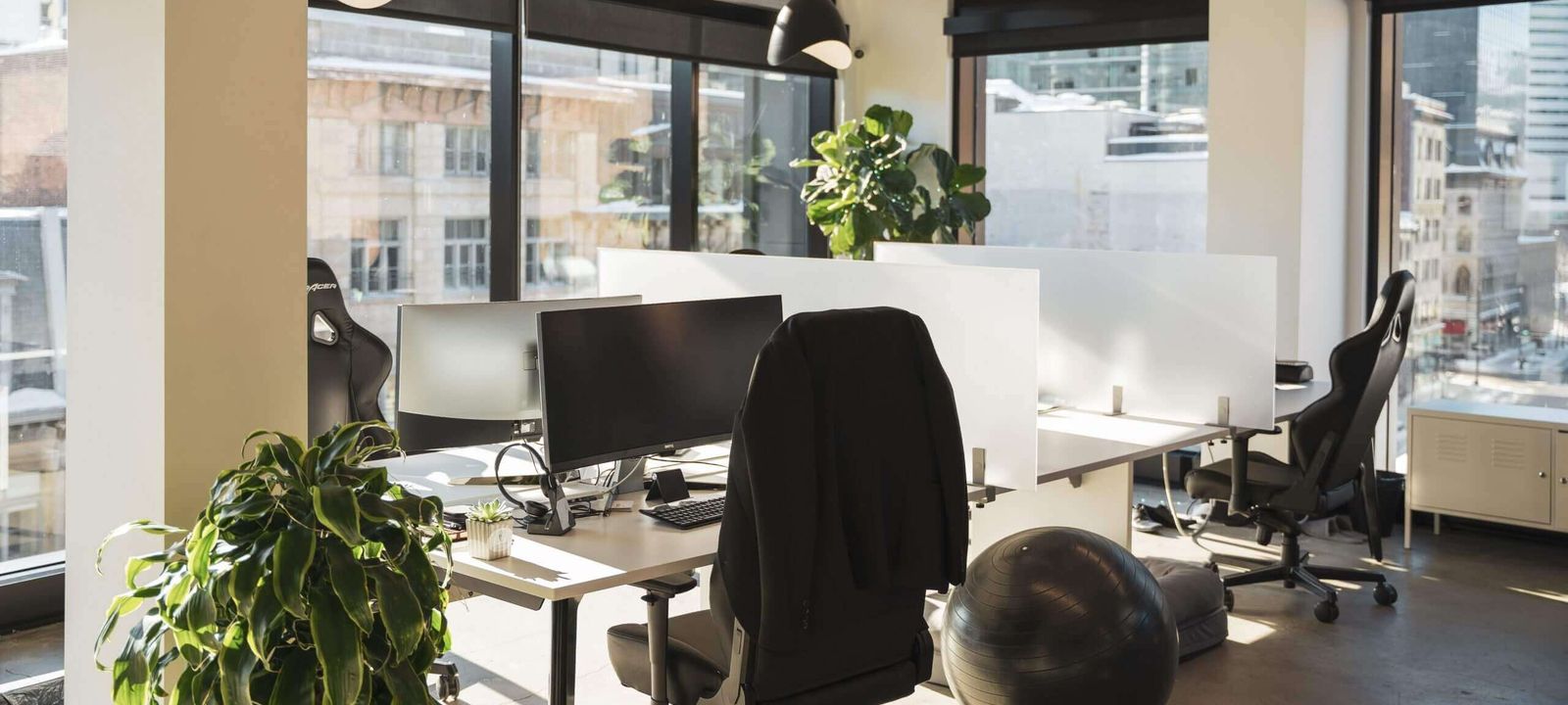 407 Mcgill St, Montreal - Image 1