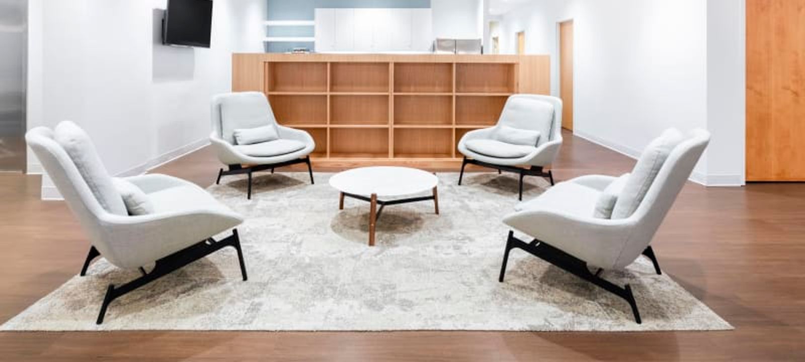 4555 Mansell Rd, Alpharetta - Image 1