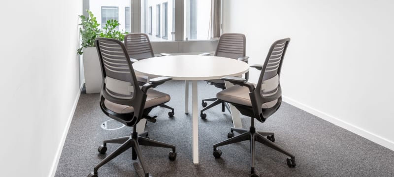 Pl Marcel Broodthaers 8, Brussels - Image 1