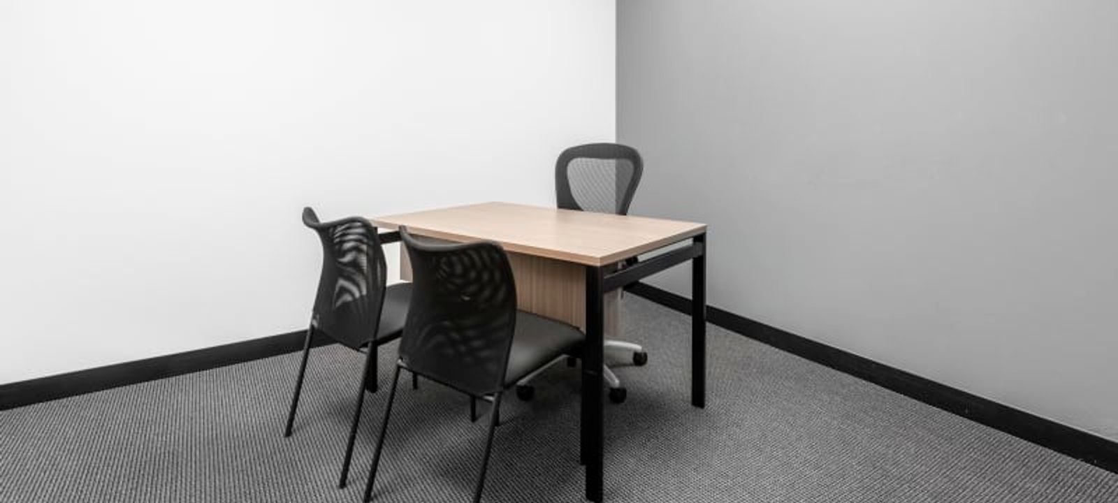 1202 Mcclain Rd 1202 Mcclain Rd, Bentonville - Image 1