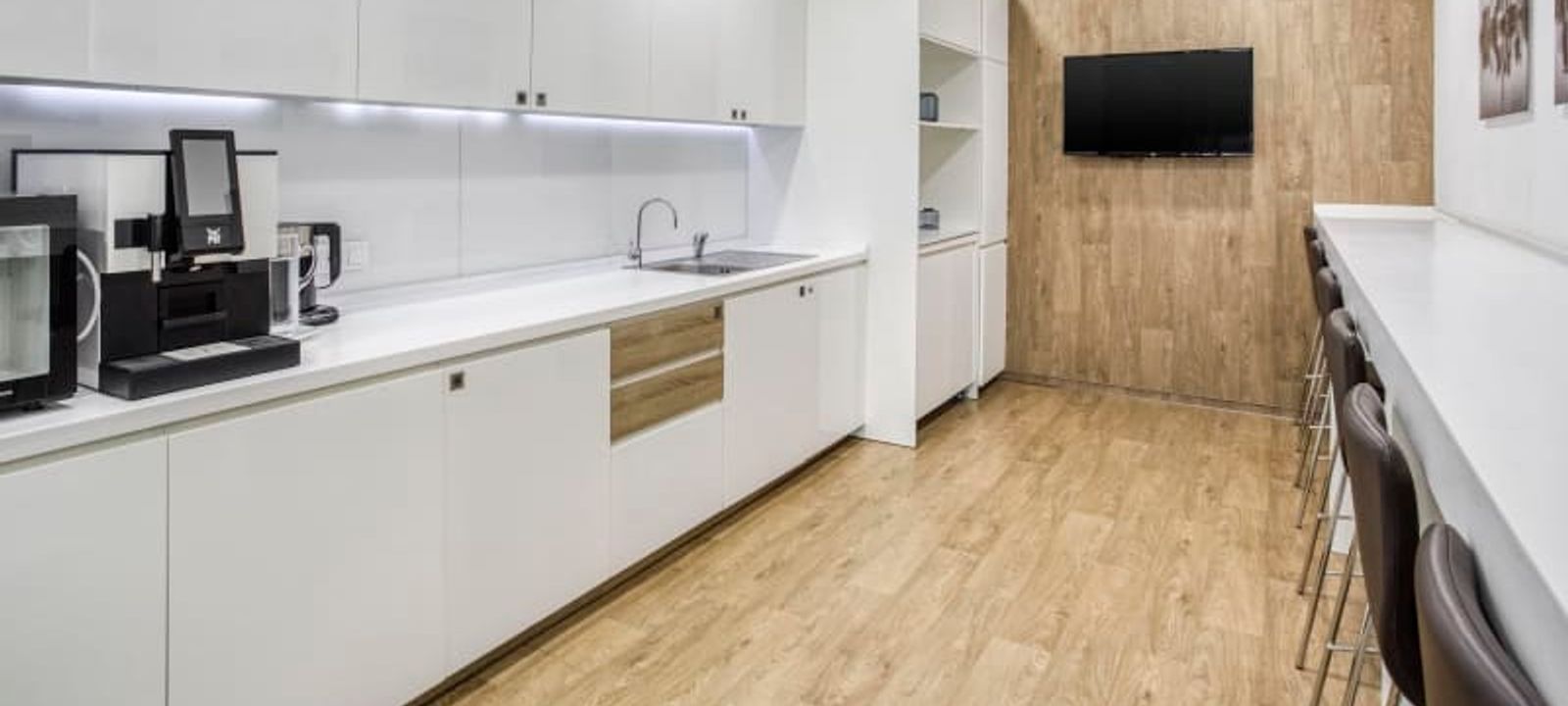 13-15 Bolsunovska St, Kyiv - Image 1