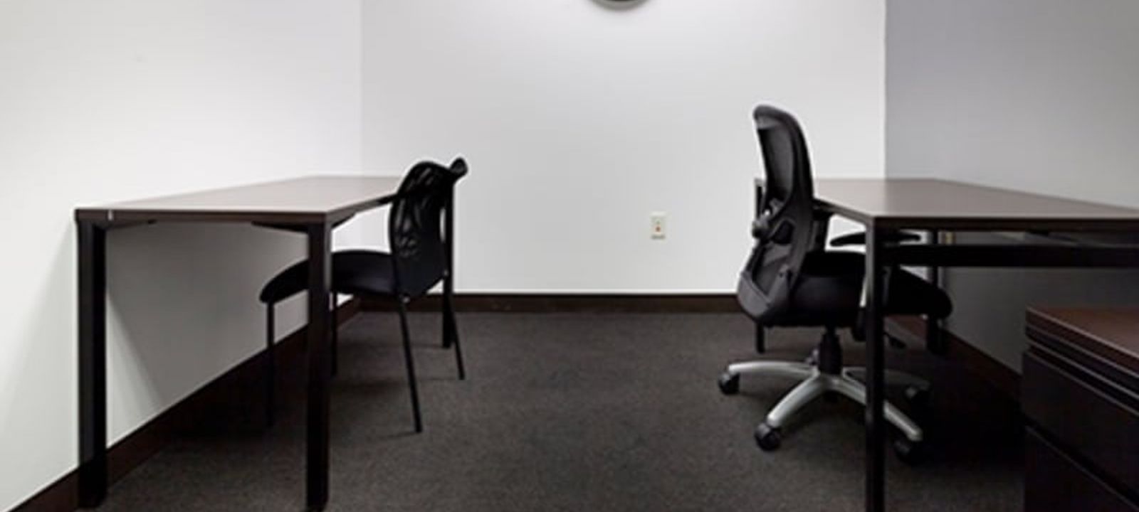 15 Constitution Dr 15 Constitution Dr, Bedford - Image 1