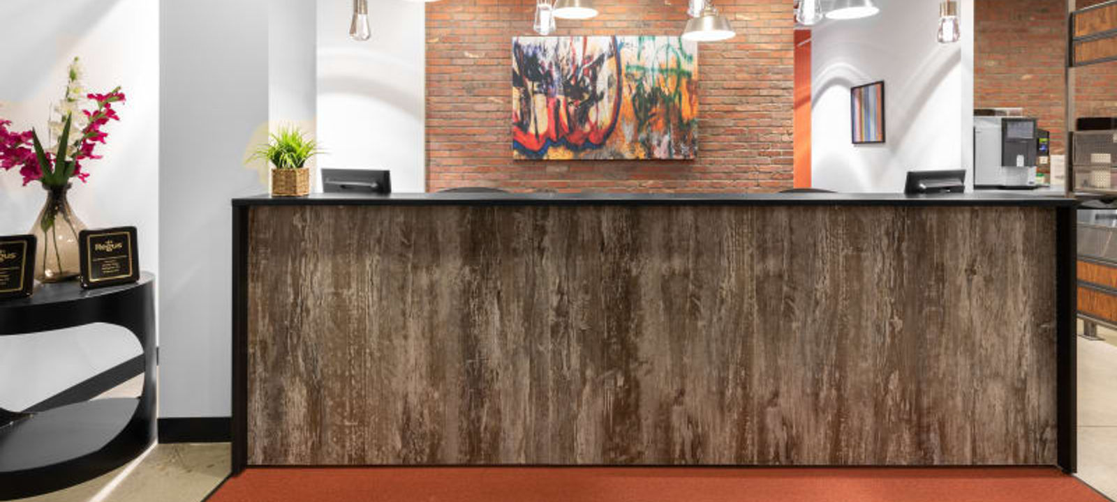 2219 Rimland Dr, Bellingham - Image 1