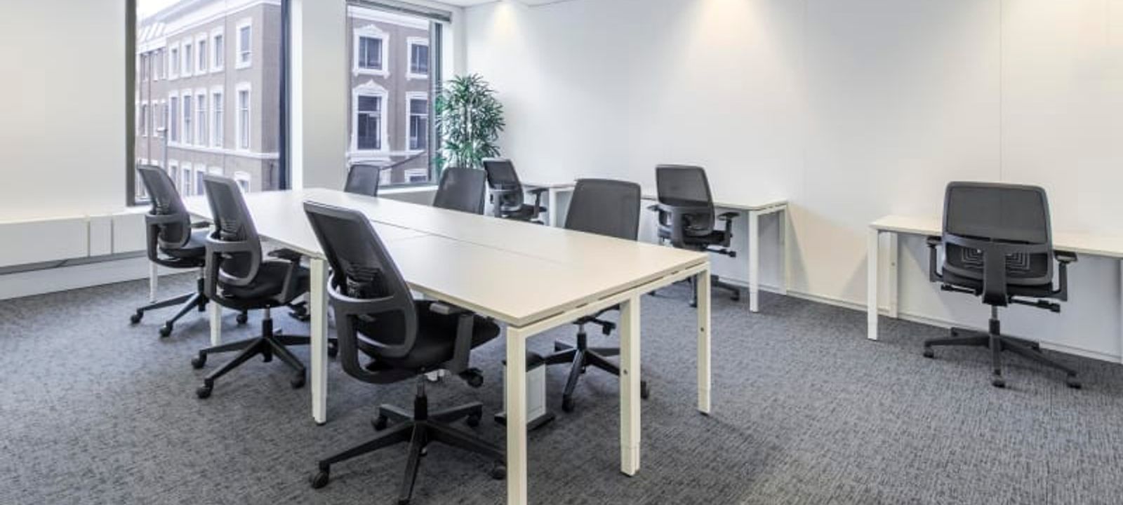 83 Parkstraat Haagsche Hof, The Hague - Image 1