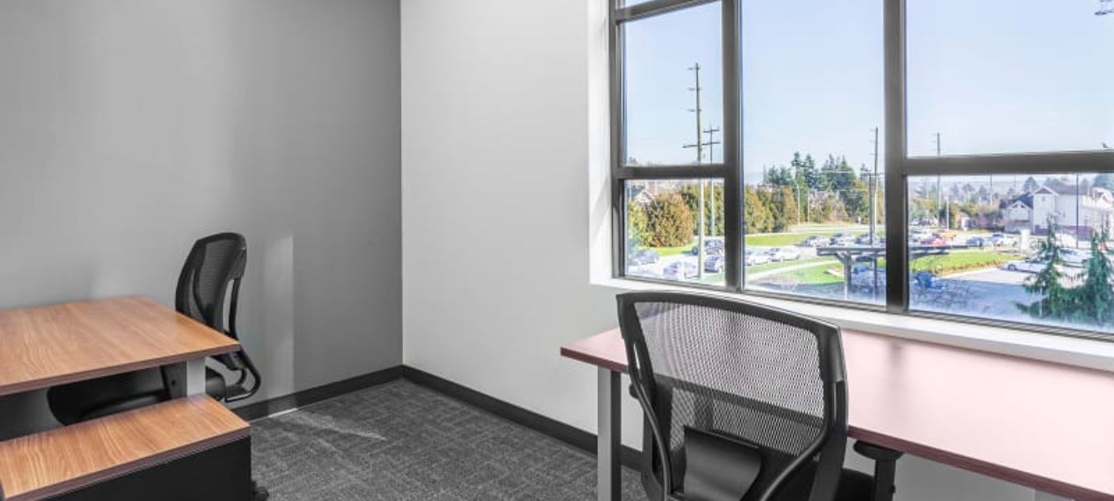 15300 Croydon Drive, Surrey - Image 1