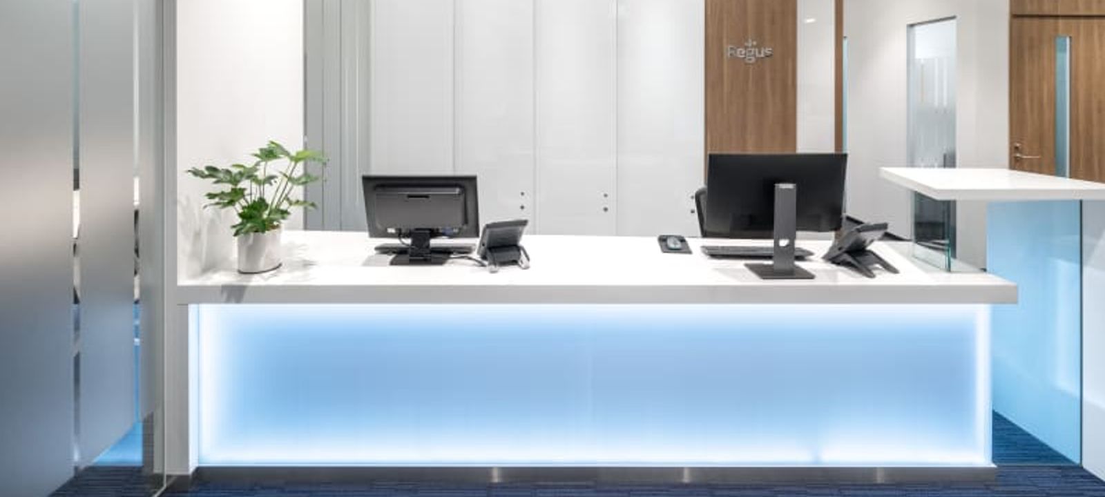 2-10-70 Nanbanaka Naniwa-ku, Osaka - Image 1