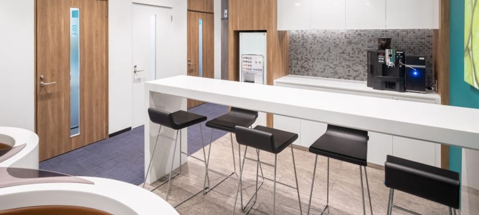 2-10-70 Nanbanaka Naniwa-ku, Osaka - Image 1