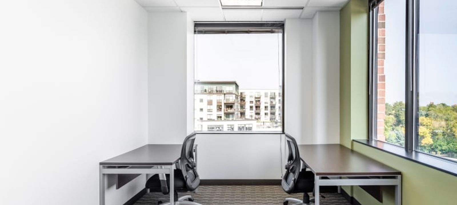 Grandview Square Grandview Square - Image 1