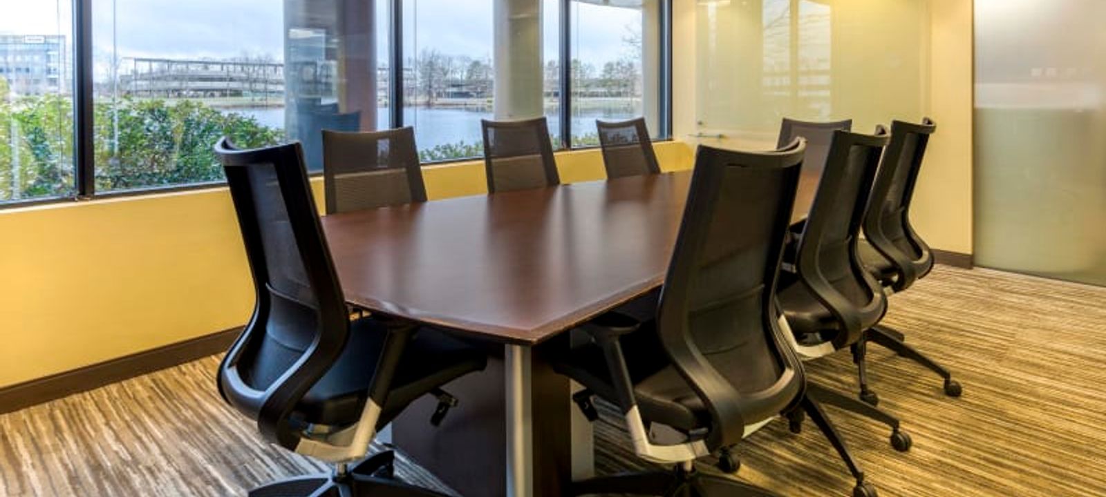 301 Edgewater Place, Wakefield - Image 1