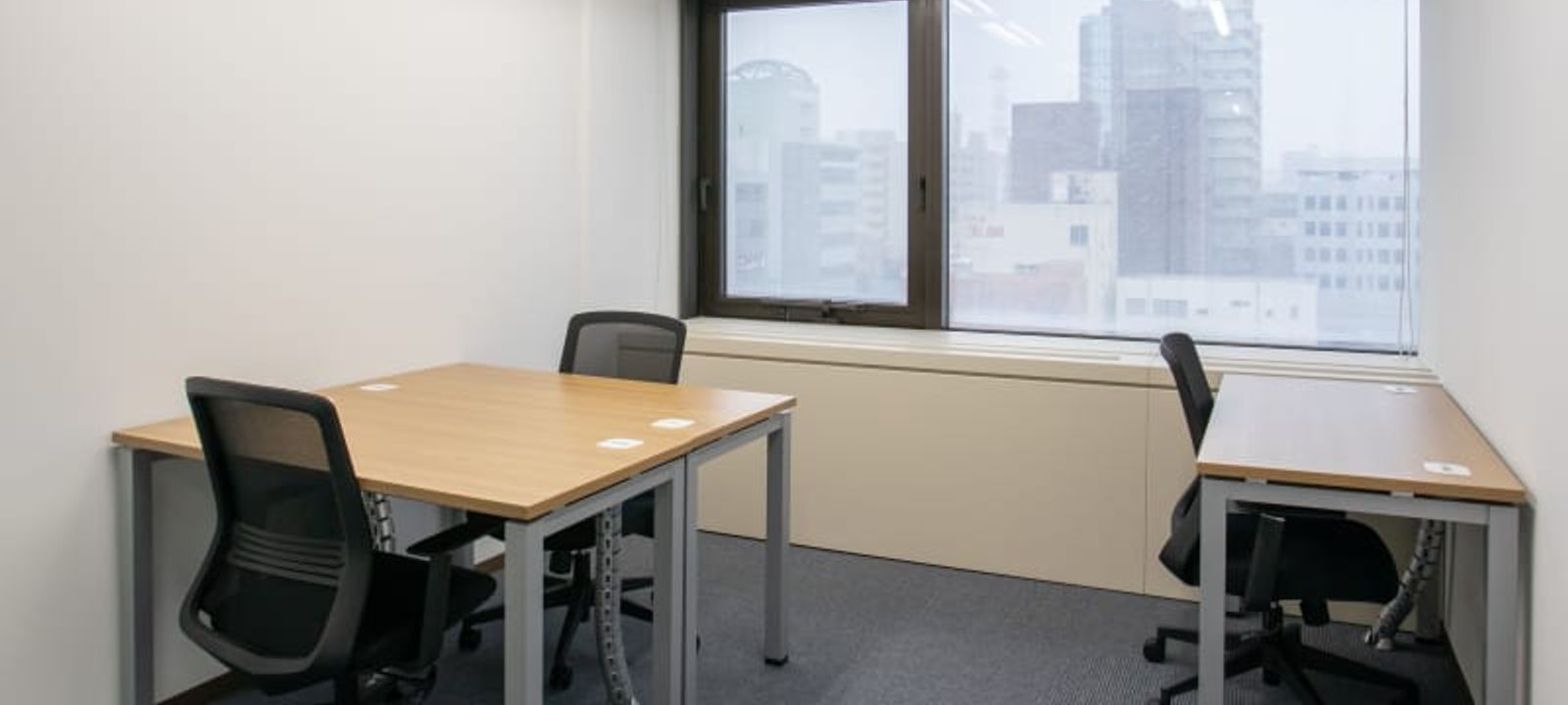 2-2-32 Nakadori, Akita - Image 1