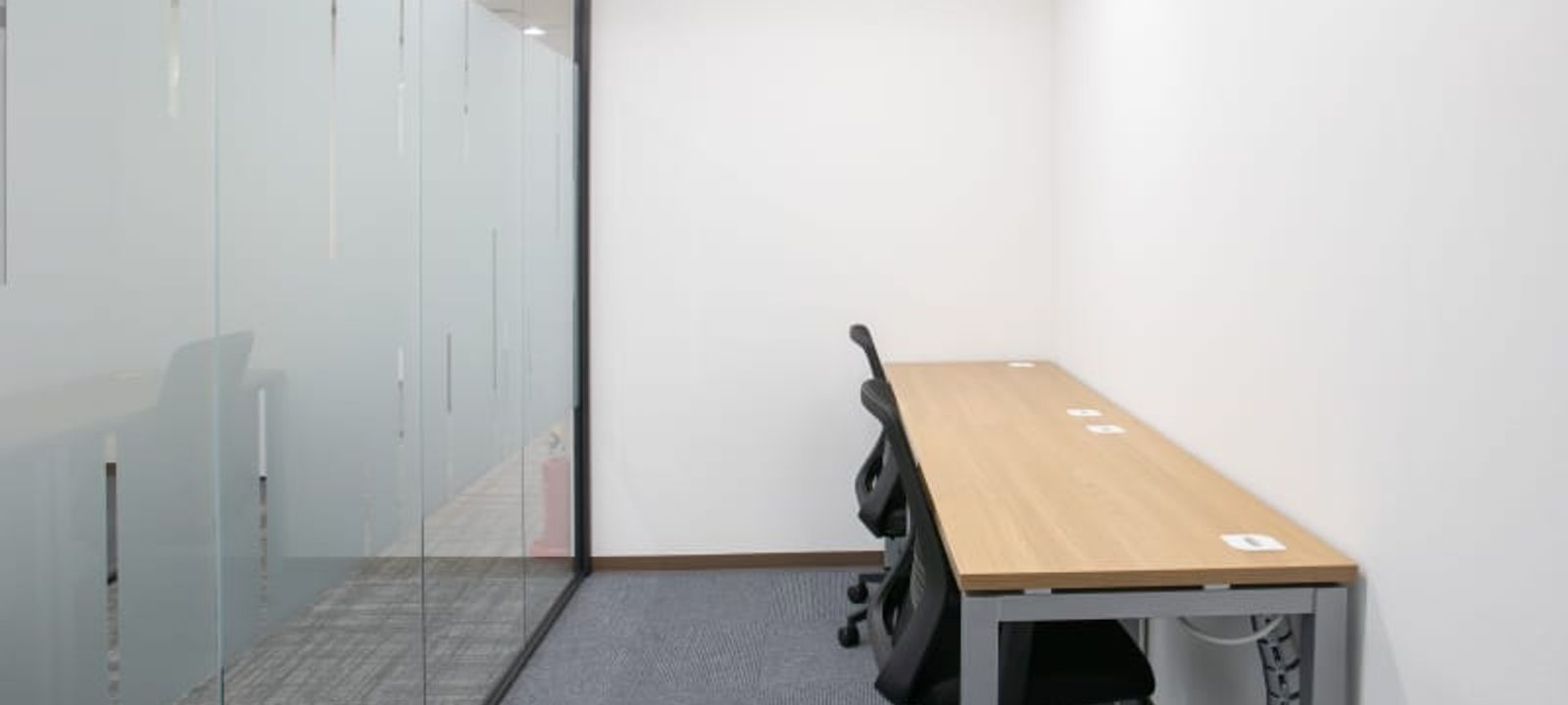 2-2-32 Nakadori, Akita - Image 1