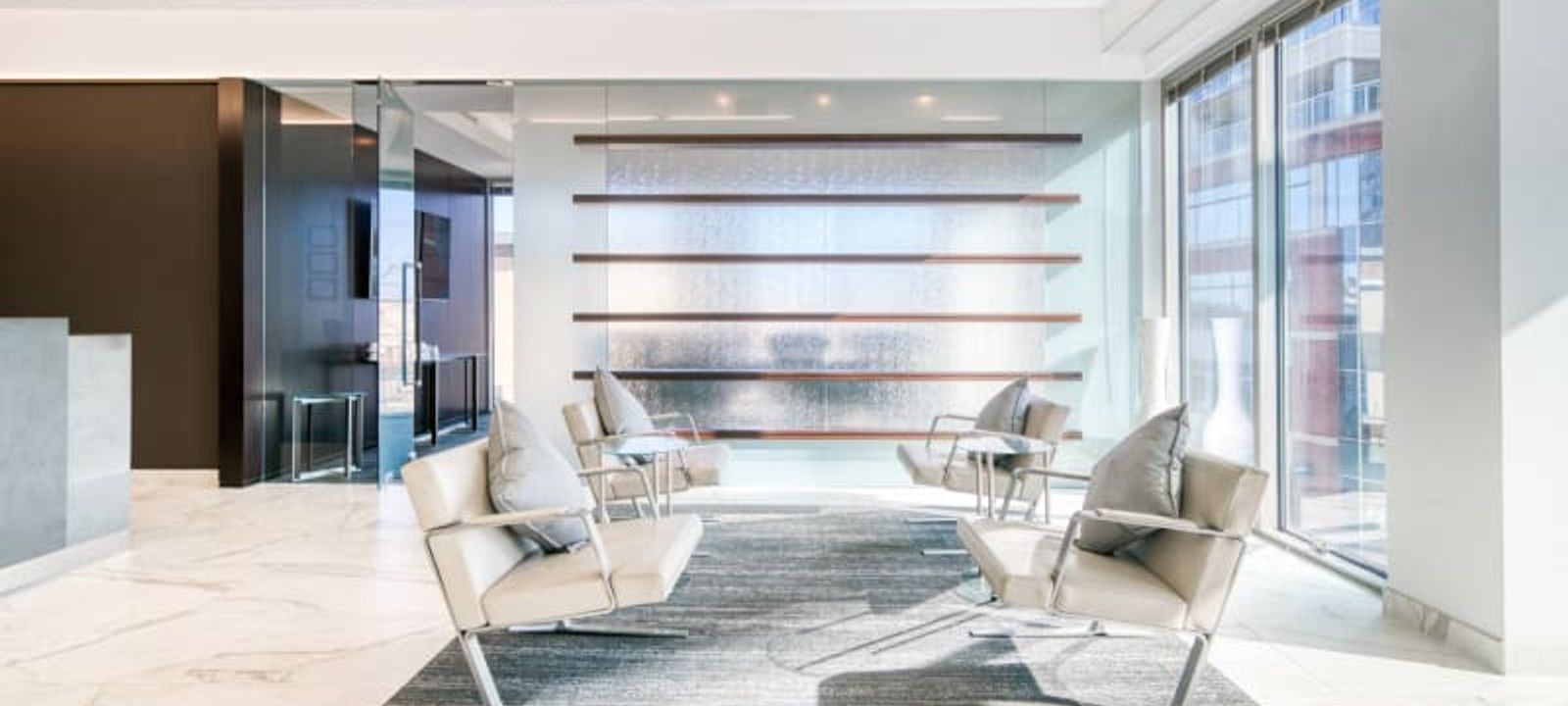 21 Waterway Ave, The Woodlands - Image 1