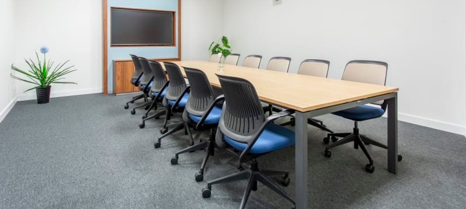 Plac Andersa 7, Poznan - Image 1