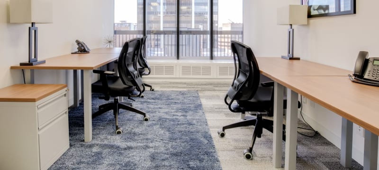 639 5 Ave Sw, Calgary - Image 1