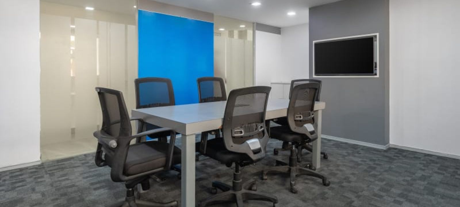 Halwasiya Court Hazratganj, Lucknow - Image 1