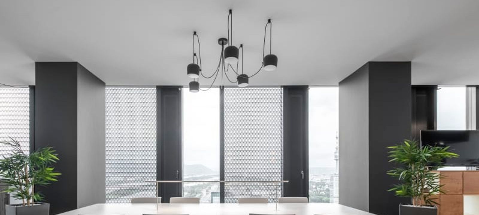 Donau-city-strasse 7, Vienna - Image 1