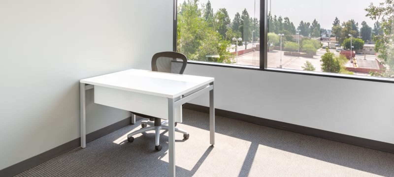 303 N Glenoaks Blvd, Burbank - Image 1