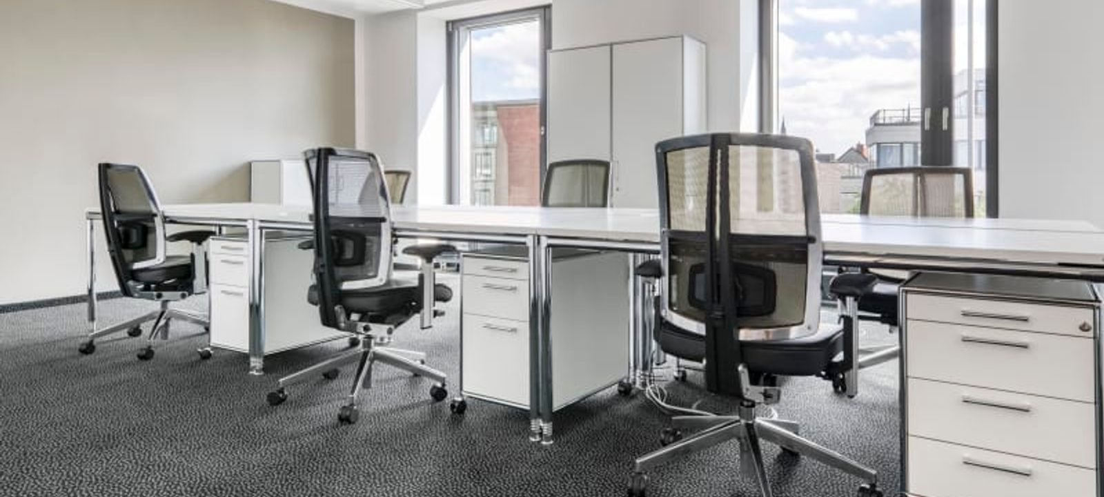 15 Josephspitalstrasse, Munich - Image 1