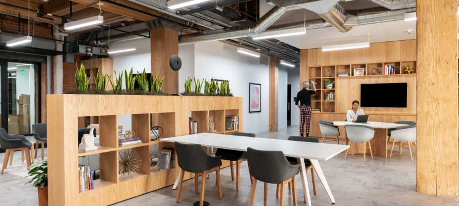 450 Alaskan Way South 450 Alaskan Way South, Seattle - Image 1