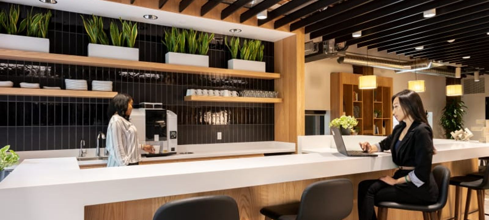 450 Alaskan Way South 450 Alaskan Way South, Seattle - Image 1