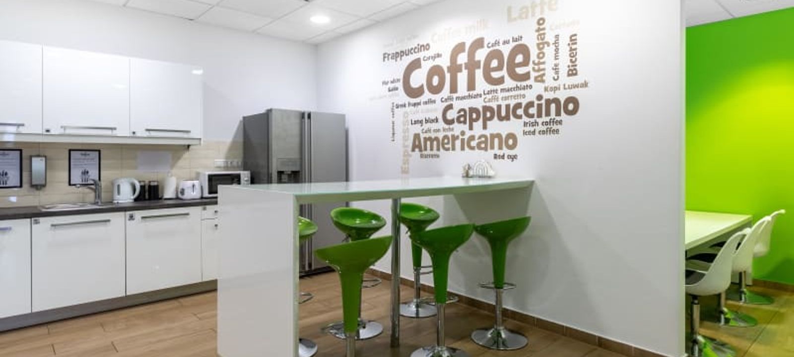 Vaci Ut 22-24, Budapest - Image 1