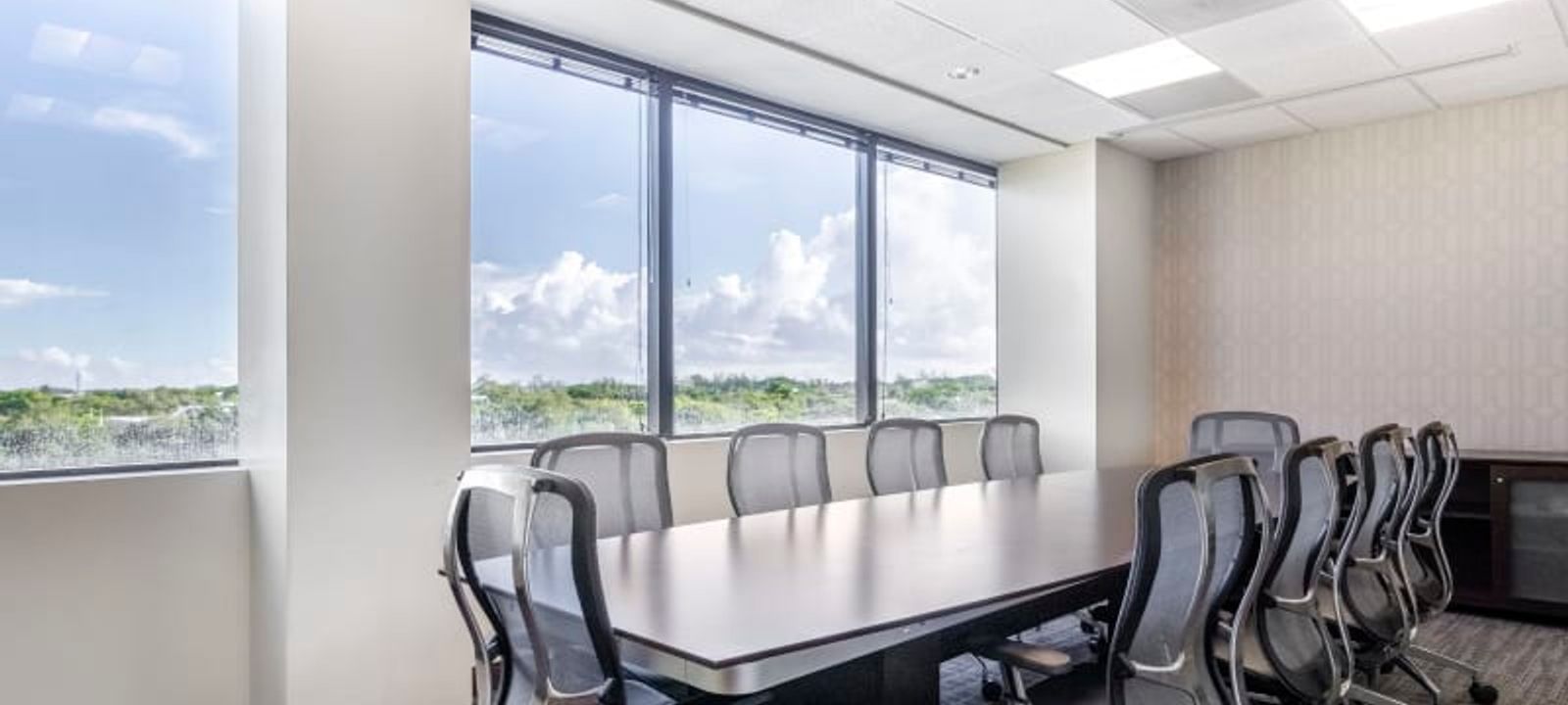 7900 Oak Ln, Miami Lakes - Image 1