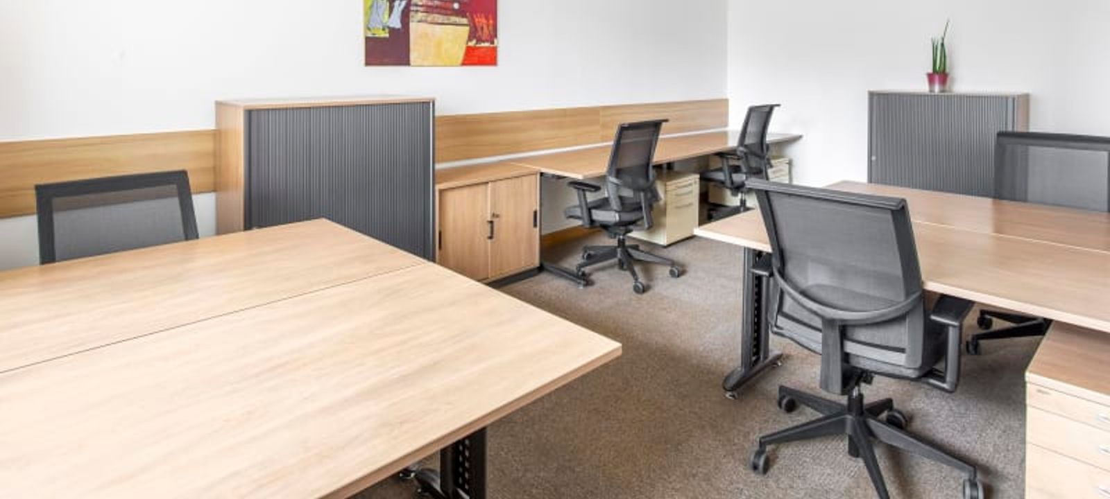 42-44 Shovkovychna St, Kyiv - Image 1