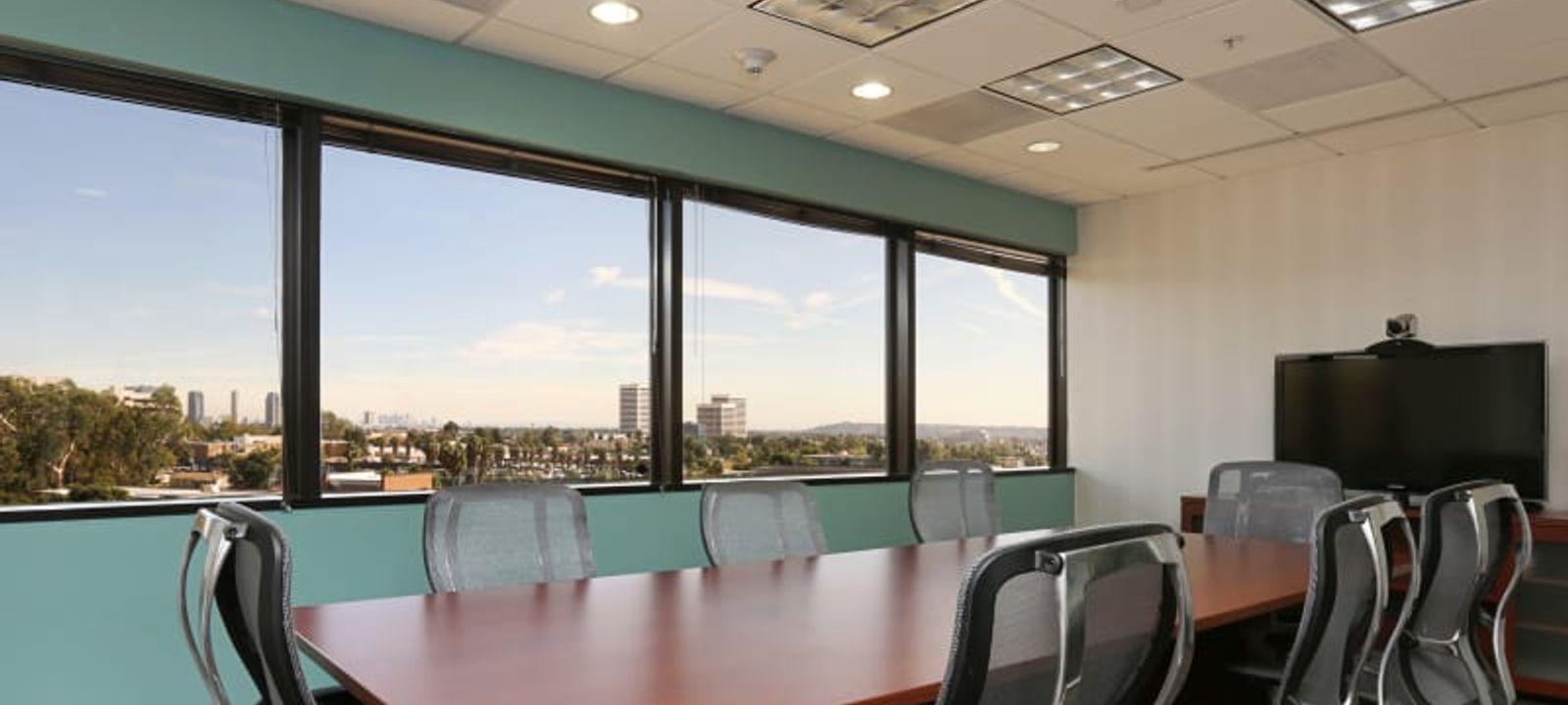 11601 Wilshire Blvd, Los Angeles - Image 1