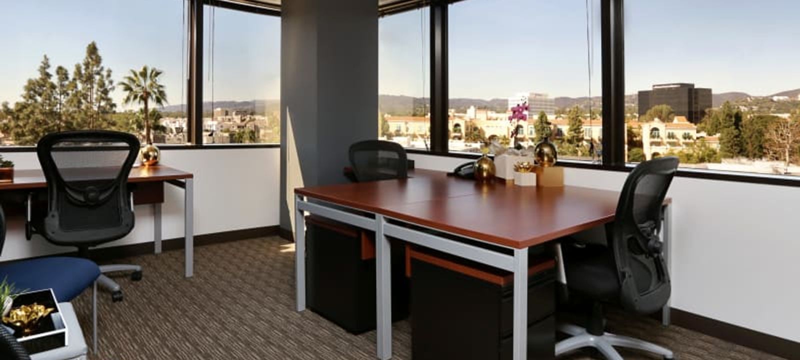 11601 Wilshire Blvd, Los Angeles - Image 1