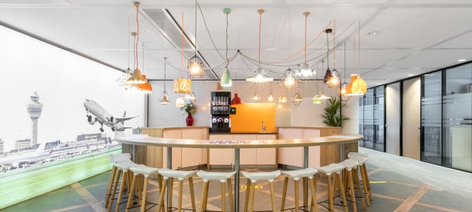 1-104 Evert Van De Beekstraat, Amsterdam - Image 1