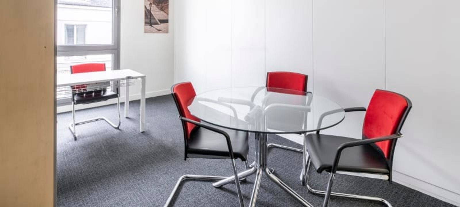 28 Rue De Londres, Paris - Image 1